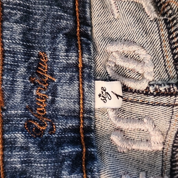 Handmade distressed low waist blue jeans - Picture 3 of 8